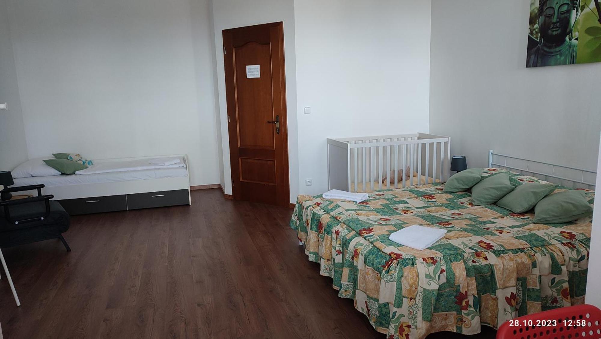 Villa Homestay Nad Helmrovkou Praha Bagian luar foto