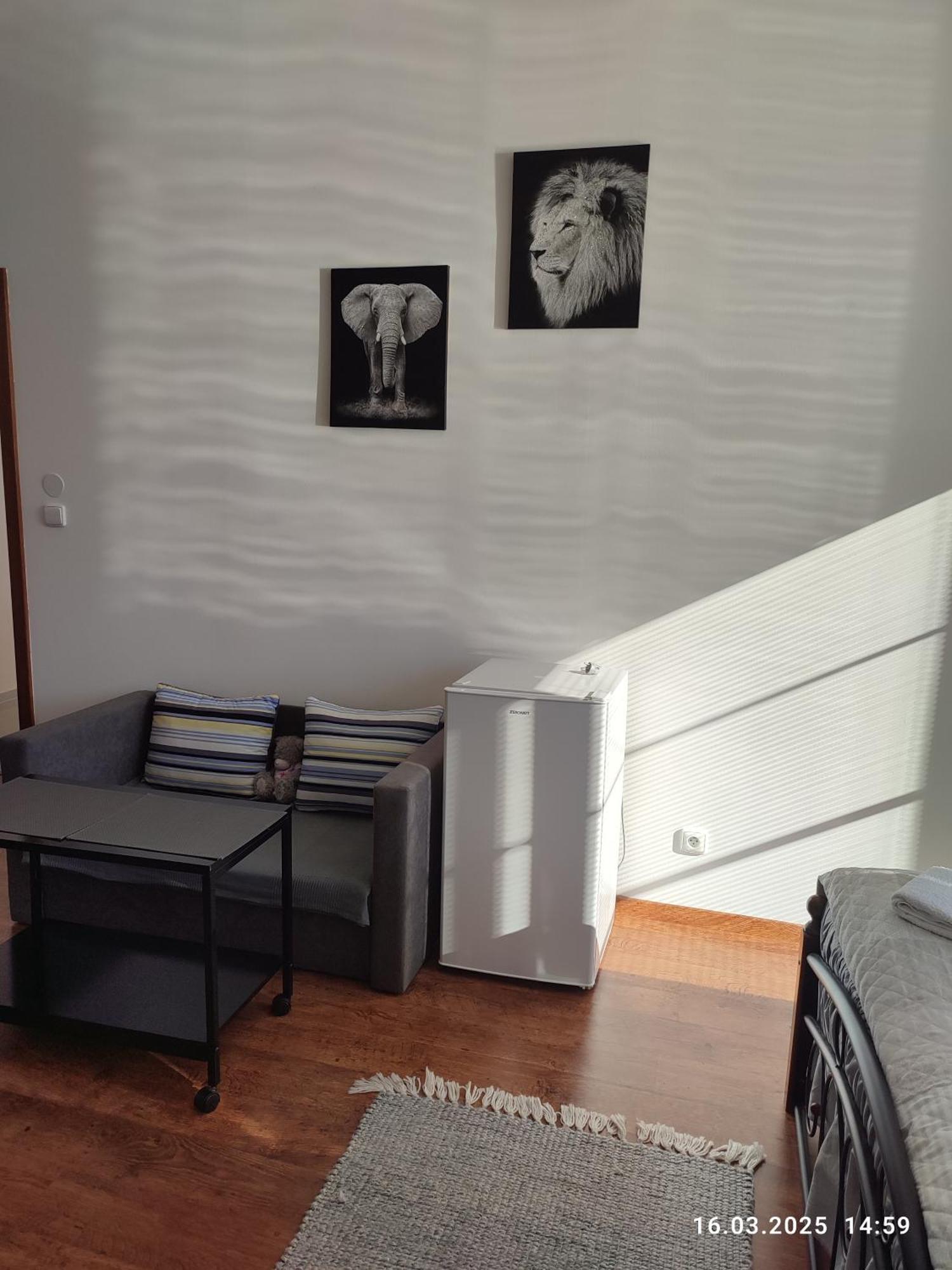 Villa Homestay Nad Helmrovkou Praha Bagian luar foto